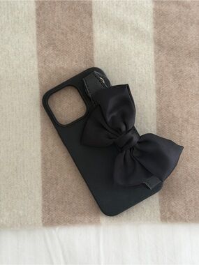 Elegant Black Bow Phone Case for Women